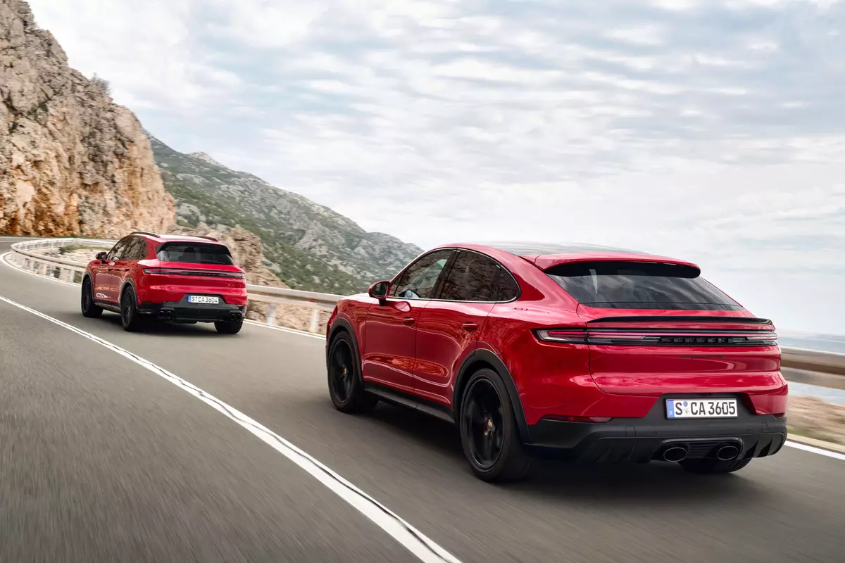 2025 Porsche Cayenne: Starts at $86,695