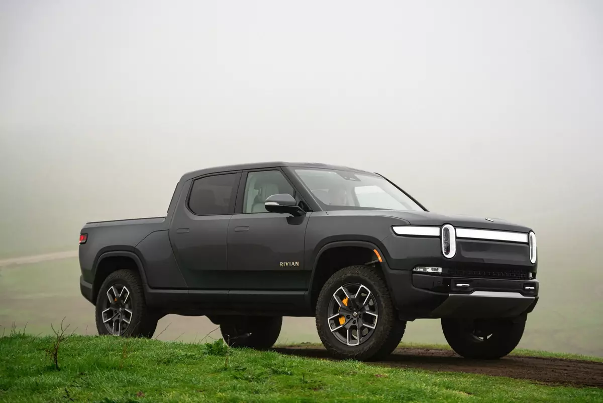 Unexpected Utility of 2024 Rivian R1T