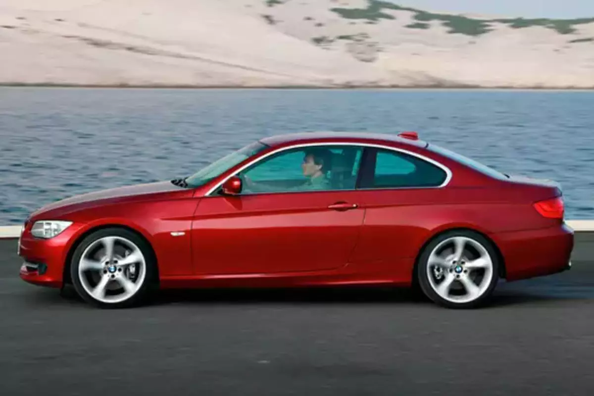 The automaker BMW Recalls 394,000 3 Series for Takata Airbags