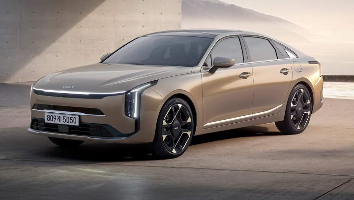 Kia K8 Sedan Revealed as Cadenza’s Successor: A Glimpse into the Future