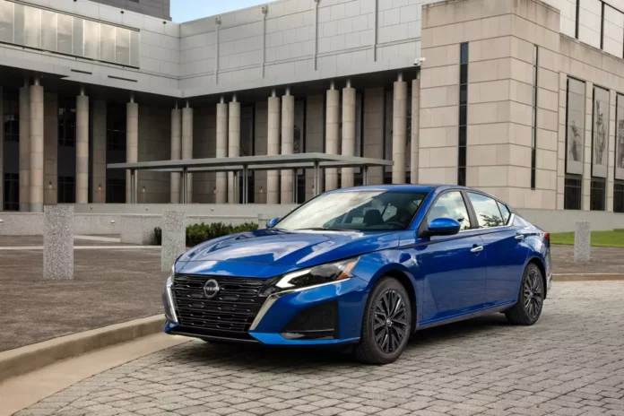 Nissan Axes Turbocharged Engine from 2025 Altima, Adds SV Special Edition