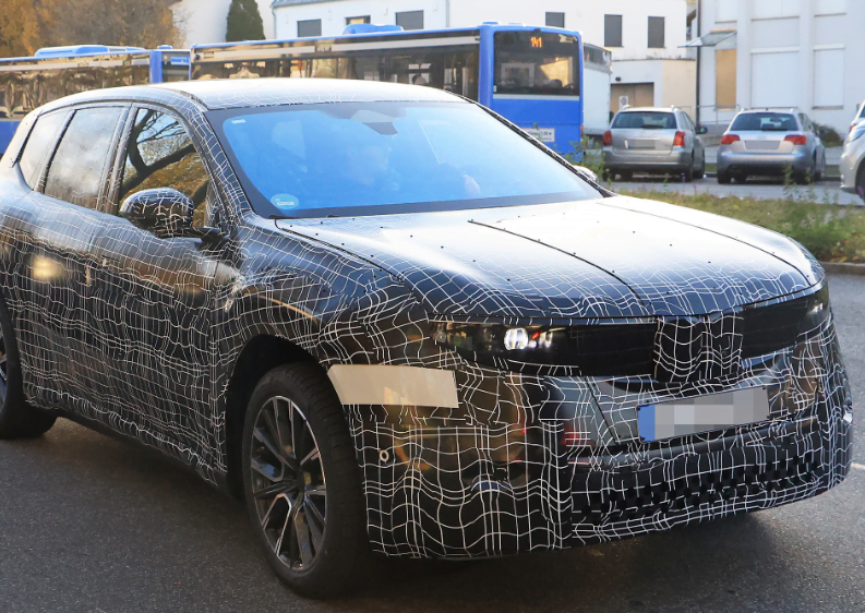 The Anticipated BMW iX3: A Glimpse into BMW’s Vision Neue Klasse Concept