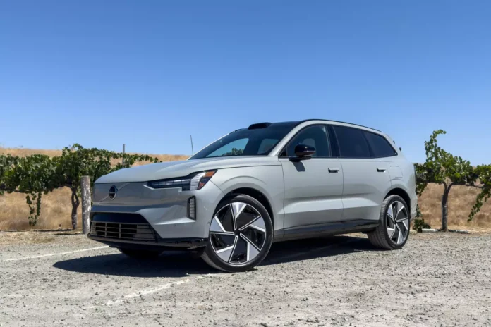 2025 Volvo EX90 Review: Extended Elegance, Missing Features