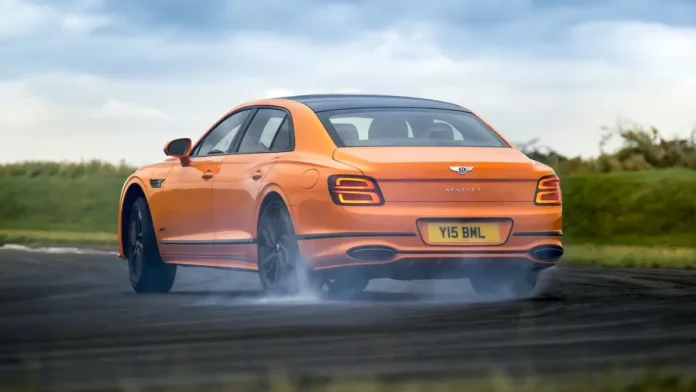 Bentley Flying Spur with 771-HP Hybrid V-8: A Revolutionary Debut on September 10