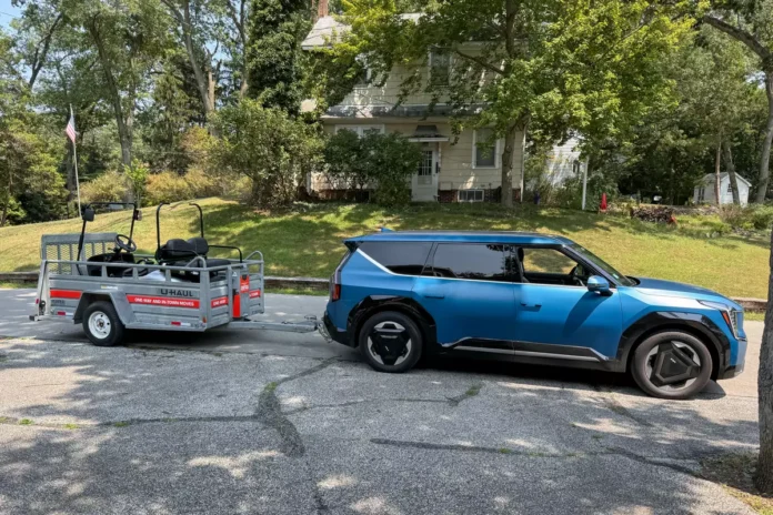 Towing with the 2024 Kia EV9: Insights from a Real-World Test