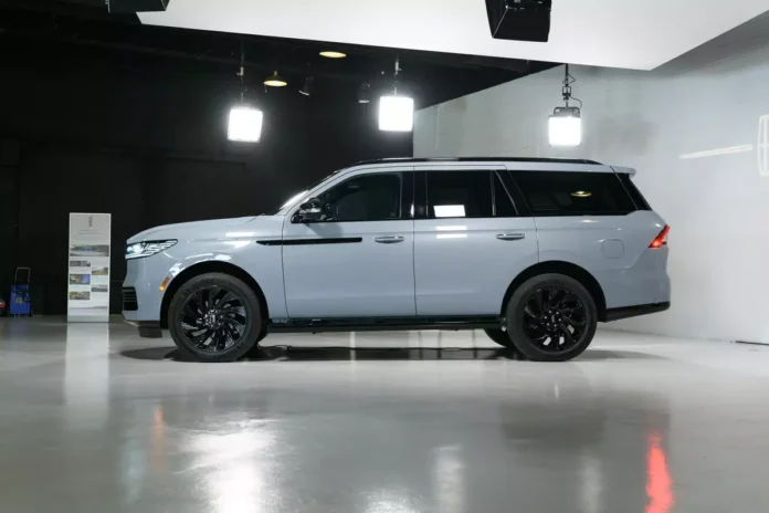 Exploring the Redesigned 2025 Lincoln Navigator: A Luxury SUV Experience