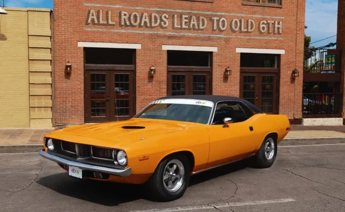 Lando Norris’ Stunning Arrival: A Look at His 1973 Plymouth Barracuda at the U.S. GP