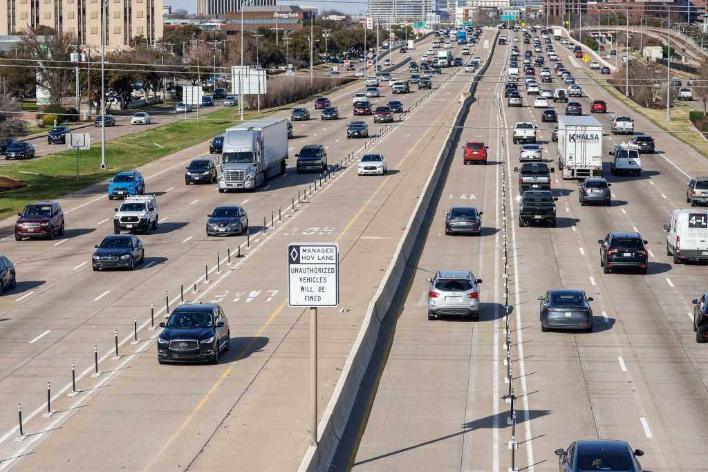 Understanding the Differences Between Expressway and Ordinary Street ...