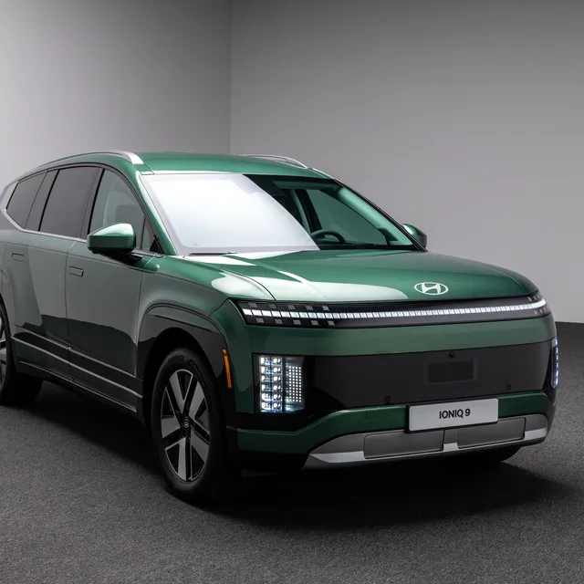 2024 Los Angeles Auto Show: Hyundai’s Ioniq 9 Shines Bright