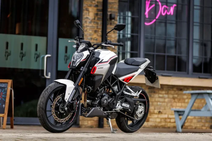 2025 Kove 125R Review: Teenage Kicks on Two Wheels!