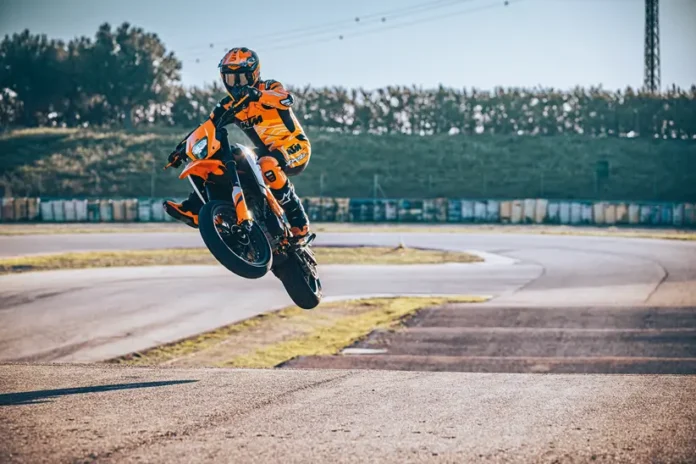KTM Unveils 390 and 125 SMC R Supermotos: The Ultimate Hooligan Machines