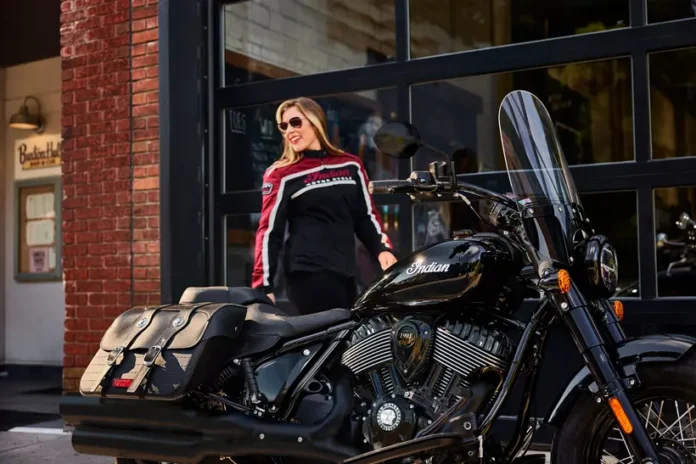 Indian Motorcycle Expands Cruiser Range with the Blacked-Out Super Chief Dark Horse