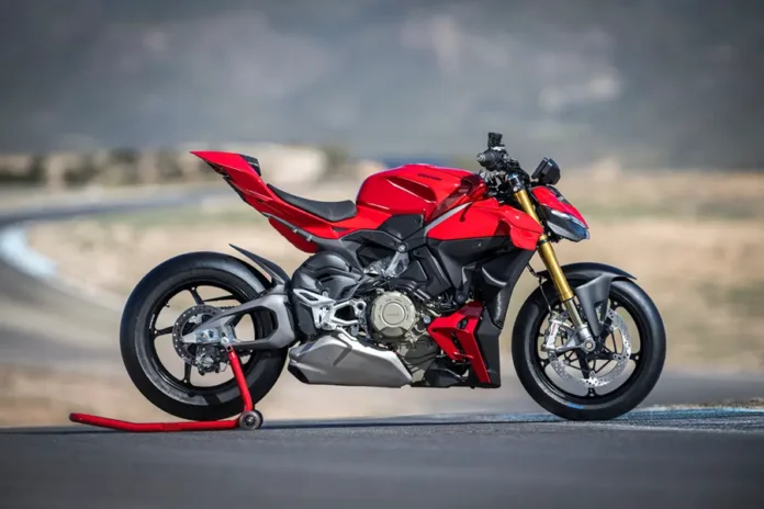 2025 Ducati Streetfighter V4S Review: A Gentle Giant with a Wild Side