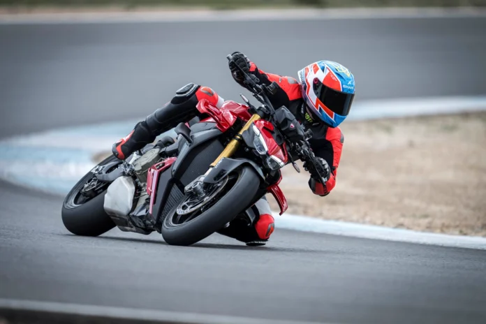 Unleashing the 2025 Ducati Streetfighter V4S: A Gentle Giant with a Brutal Touch