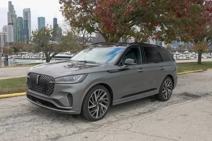 Ford Recalls Over 132,000 Lincoln Aviators Due to Trim Issues