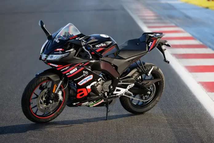 Introducing the Aprilia RS125 GP Replica: A Nod to Racing Heritage