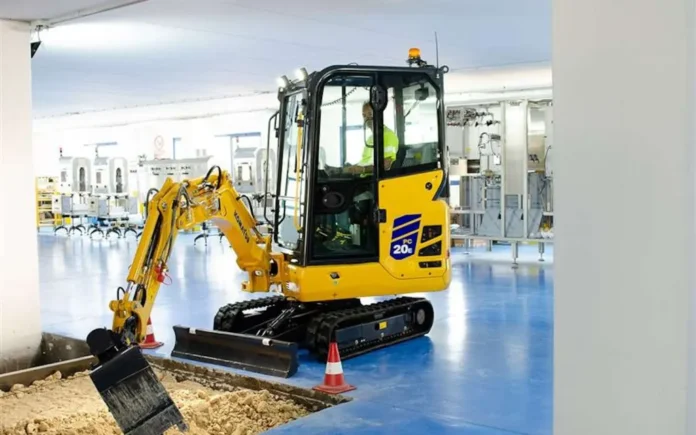 Komatsu’s Not-So-Giant Electric Excavator: Small Size, Big Impact