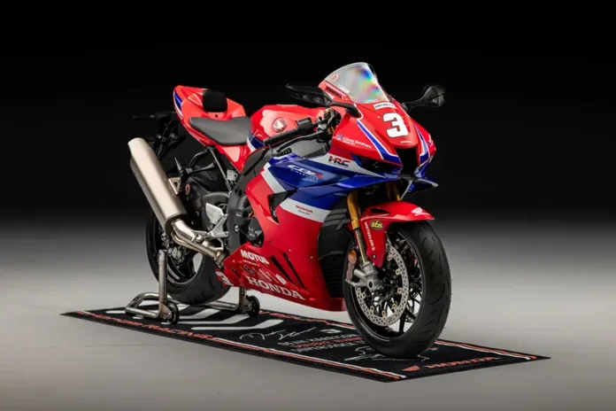 Celebrate Dean Harrison’s Superstock Victory with Honda’s Special Edition Fireblade