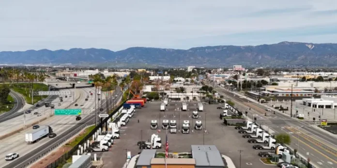 If you still think electric trucks can’t match the pace of diesel logistics, this upgrade quietly proves otherwise.