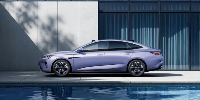 BYD Seal 07 EV Debuts With Flash Charging That Refuels in Minutes BYD Seal 07 EV Debuts With Flash Charging That Refuels in Minutes