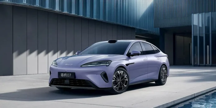 BYD Seal 07 EV Debuts: A 700 km Electric Sedan Ready to Challenge the Mainstream
