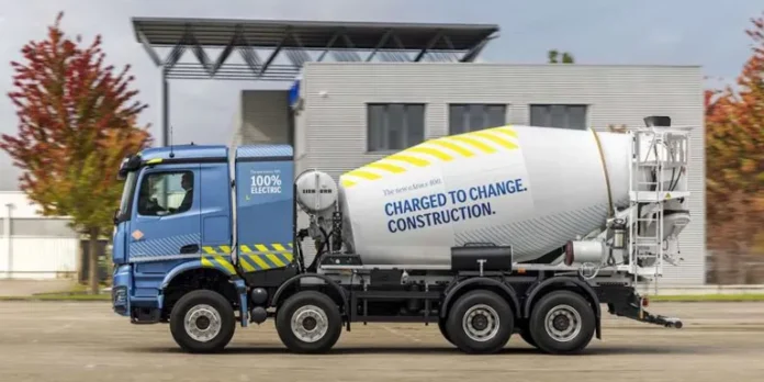 Mercedes-Benz Opens Orders for eArocs 400 Electric Construction Truck with Fast Charging and Heavy-Duty Capability Mercedes-Benz Opens Orders for eArocs 400 Electric Construction Truck with Fast Charging and Heavy-Duty Capability