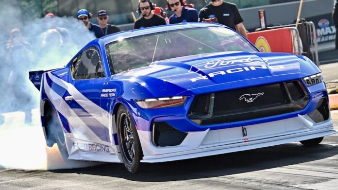 Ford Mustang Cobra Jet 2200 Sets New EV Record With 6.87-Second Quarter Mile Ford Mustang Cobra Jet 2200 Sets New EV Record With 6.87-Second Quarter Mile